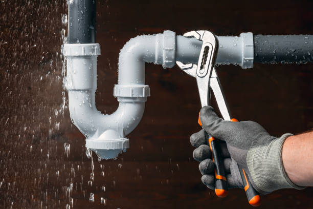 Professional Drain Cleaning technician working in Rollinsford, NH